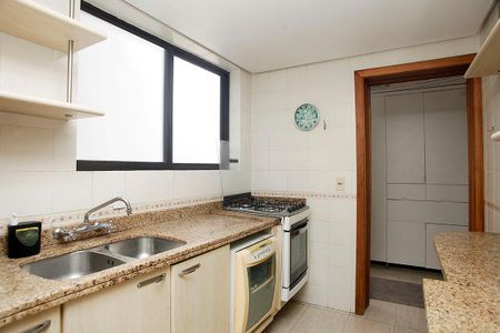 Apartamento para alugar com 96m², 2 quartos e 1 vagaCozinha