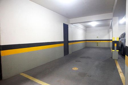 Apartamento para alugar com 96m², 2 quartos e 1 vagaBox Garagem (vaga dupla)