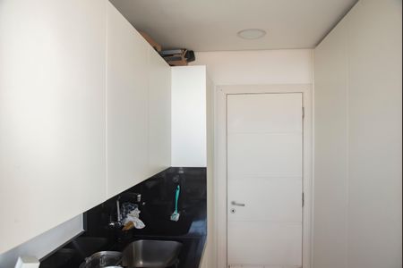 Apartamento para alugar com 144m², 2 quartos e 1 vagaÁrea de Serviço