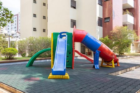 Apartamento para alugar com 98m², 3 quartos e 2 vagasÁrea comum - Playground