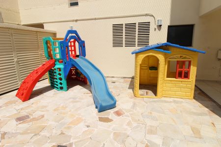 Apartamento para alugar com 70m², 3 quartos e 1 vagaÁrea comum - Playground