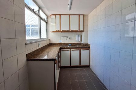 Apartamento à venda com 94m², 2 quartos e 1 vagaCozinha