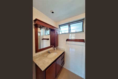 Apartamento à venda com 94m², 2 quartos e 1 vagaBanheiro da Suíte 1