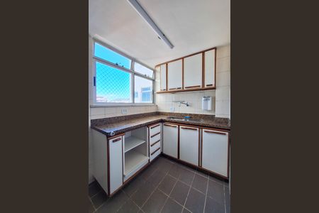 Apartamento à venda com 94m², 2 quartos e 1 vagaCozinha