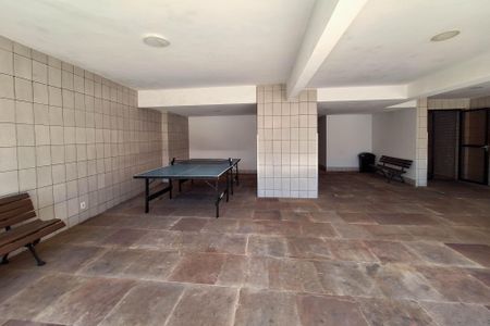 Apartamento à venda com 94m², 2 quartos e 1 vagaÁrea comum