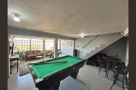 Casa à venda com 4 quartos, 319m² em Canudos, Novo Hamburgo