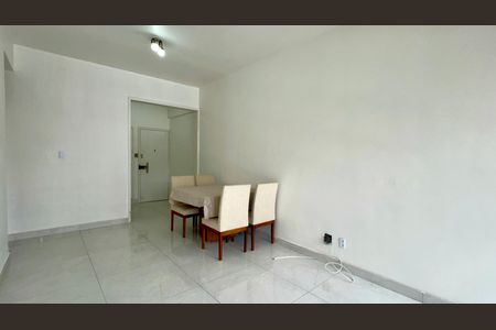 Apartamento para alugar com 60m², 1 quarto e sem vagaSala