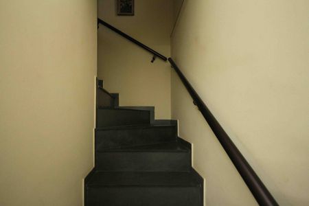 Casa para alugar com 150m², 3 quartos e 2 vagasescada