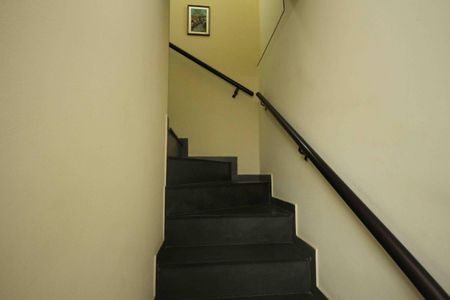 Casa para alugar com 150m², 3 quartos e 2 vagasescada