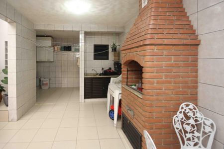 Casa para alugar com 150m², 3 quartos e 2 vagasQuintal