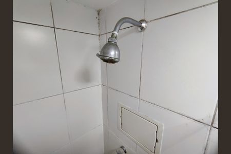 Apartamento à venda com 84m², 2 quartos e 1 vaga Apartamento à venda com 84m², 2 quartos e 1 vagaBanheiro social