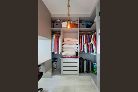 Apartamento para alugar com 79m², 2 quartos e 1 vagaSuite