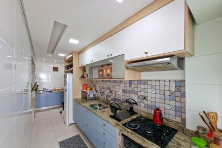 Apartamento para alugar com 79m², 2 quartos e 1 vagaCozinha 