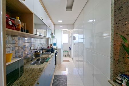 Apartamento para alugar com 79m², 2 quartos e 1 vagaCozinha 