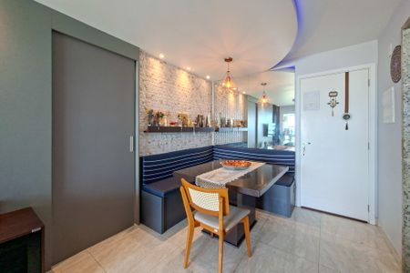 Apartamento para alugar com 79m², 2 quartos e 1 vagaSala