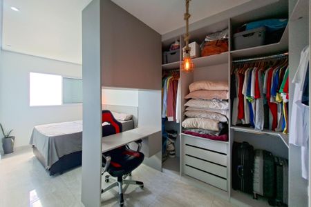 Apartamento para alugar com 79m², 2 quartos e 1 vagaSuite