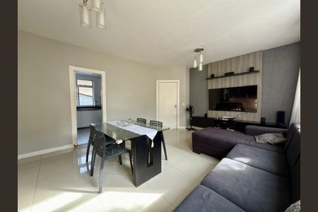 Apartamento à venda com 3 quartos, 110m² em Santa Cruz Industrial, Contagem