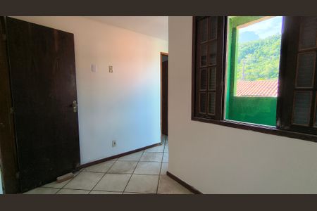 Casa de condomínio para alugar com 200m², 5 quartos e 1 vaga Casa de condomínio para alugar com 200m², 5 quartos e 1 vagaQuarto 2