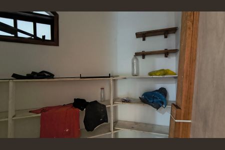 Casa de condomínio para alugar com 200m², 5 quartos e 1 vaga Casa de condomínio para alugar com 200m², 5 quartos e 1 vagaDespensa