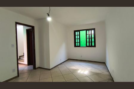 Casa de condomínio para alugar com 200m², 5 quartos e 1 vaga Casa de condomínio para alugar com 200m², 5 quartos e 1 vagaQuarto 3
