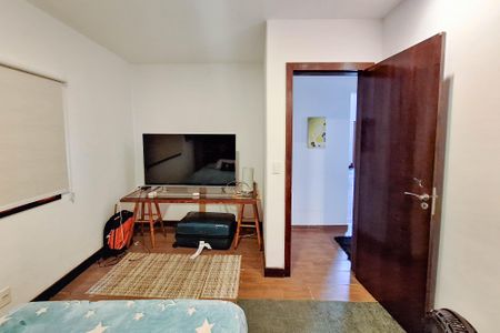 Quarto 1 de casa para alugar com 3 quartos, 220m² em Itaipu, Niterói