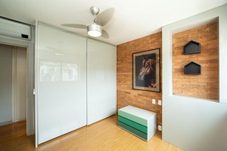 Apartamento à venda com 214m², 4 quartos e 4 vagasQUARTO2