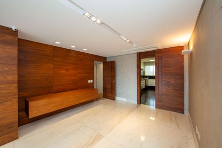 SALA de apartamento à venda com 4 quartos, 214m² em Carmo, Belo Horizonte