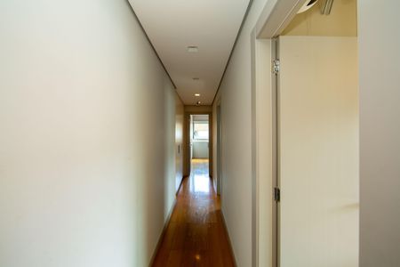 CORREDOR de apartamento à venda com 4 quartos, 214m² em Carmo, Belo Horizonte