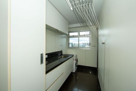 Apartamento à venda com 214m², 4 quartos e 4 vagasAREA DE SERVICO