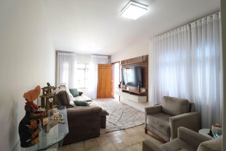 Casa à venda com 3 quartos, 230m² em Tucuruvi, São Paulo