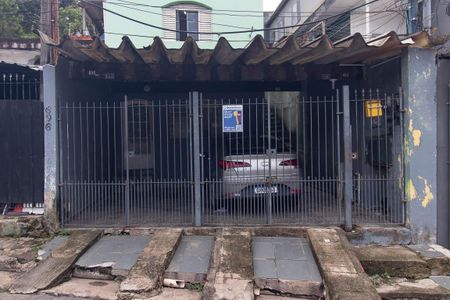 Casa para alugar com 60m², 2 quartos e 1 vagaFachada