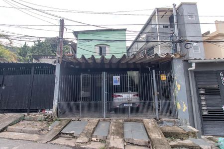 Casa para alugar com 60m², 2 quartos e 1 vagaFachada