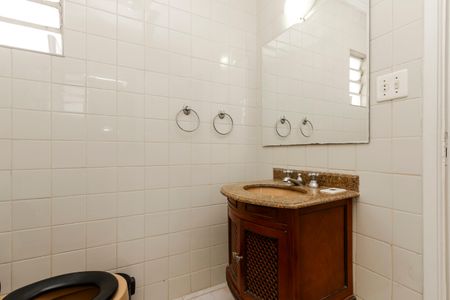 Casa para alugar com 98m², 2 quartos e 2 vagasBanheiro