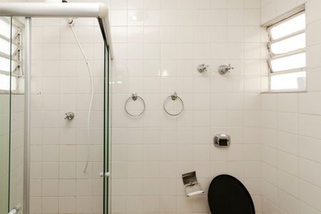 Casa para alugar com 98m², 2 quartos e 2 vagasBanheiro