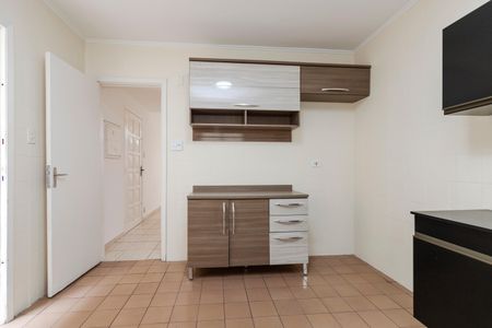 Casa para alugar com 98m², 2 quartos e 2 vagasCozinha