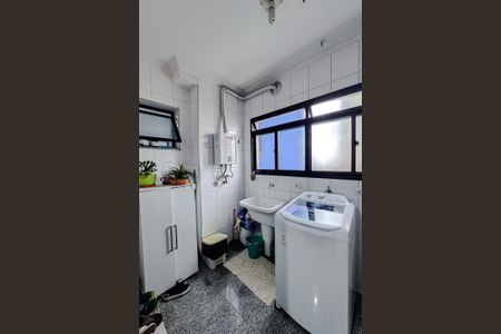 Apartamento à venda com 104m², 3 quartos e 3 vagas Apartamento à venda com 104m², 3 quartos e 3 vagasÁrea de Serviço