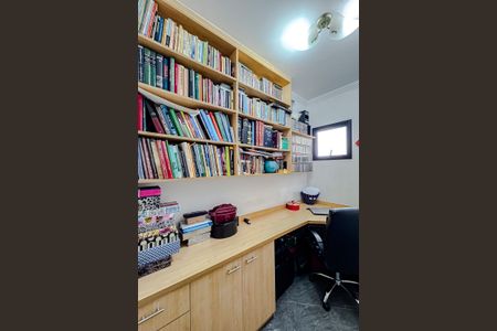 Apartamento à venda com 104m², 3 quartos e 3 vagas Apartamento à venda com 104m², 3 quartos e 3 vagasEscritório