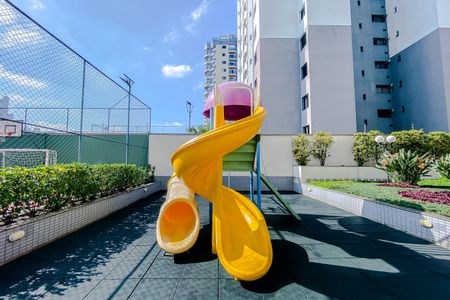 Apartamento à venda com 104m², 3 quartos e 3 vagasÁrea comum - Playground