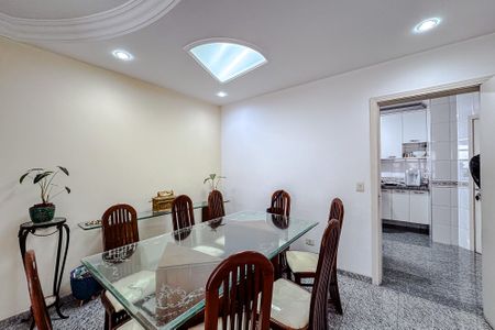 Apartamento à venda com 104m², 3 quartos e 3 vagas Apartamento à venda com 104m², 3 quartos e 3 vagasSala