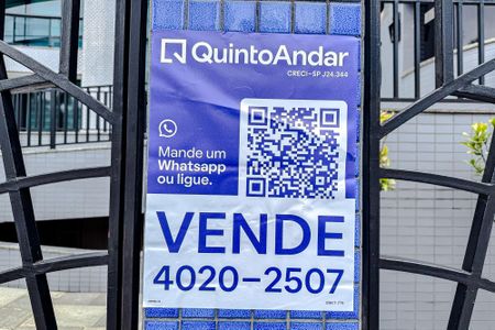 Apartamento à venda com 104m², 3 quartos e 3 vagas Apartamento à venda com 104m², 3 quartos e 3 vagasPlaquinha