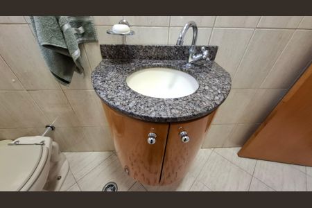 Casa à venda com 298m², 3 quartos e 4 vagasLavabo