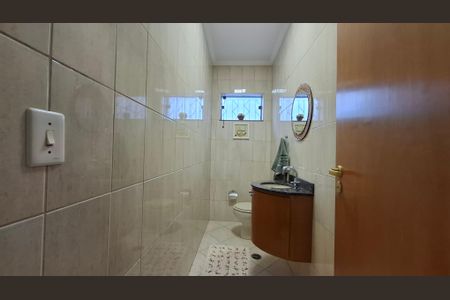 Casa à venda com 298m², 3 quartos e 4 vagasLavabo