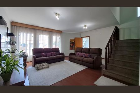 Casa à venda com 298m², 3 quartos e 4 vagasSala