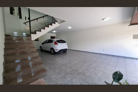 Casa à venda com 298m², 3 quartos e 4 vagasGaragem