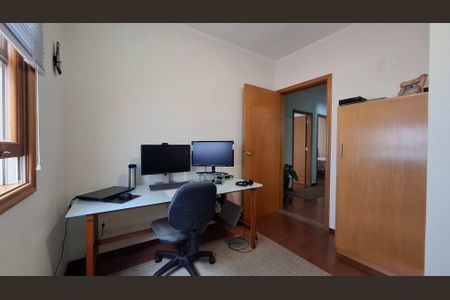 Casa à venda com 298m², 3 quartos e 4 vagasQuarto 3