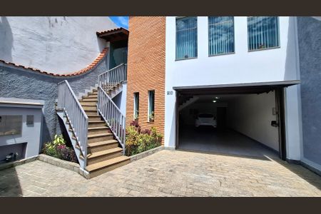 Casa à venda com 298m², 3 quartos e 4 vagasGaragem