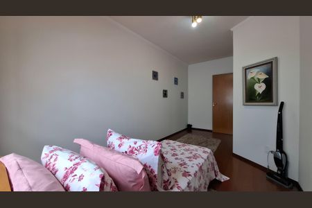 Casa à venda com 298m², 3 quartos e 4 vagasQuarto 2