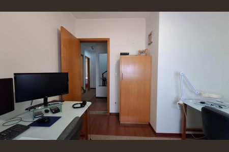 Casa à venda com 298m², 3 quartos e 4 vagasQuarto 3