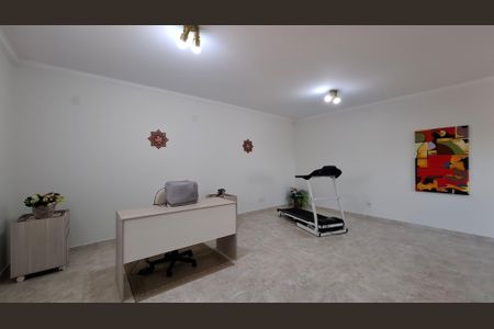 Casa à venda com 298m², 3 quartos e 4 vagasEscritório