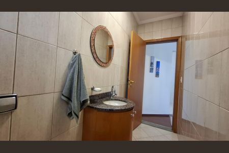 Casa à venda com 298m², 3 quartos e 4 vagasLavabo